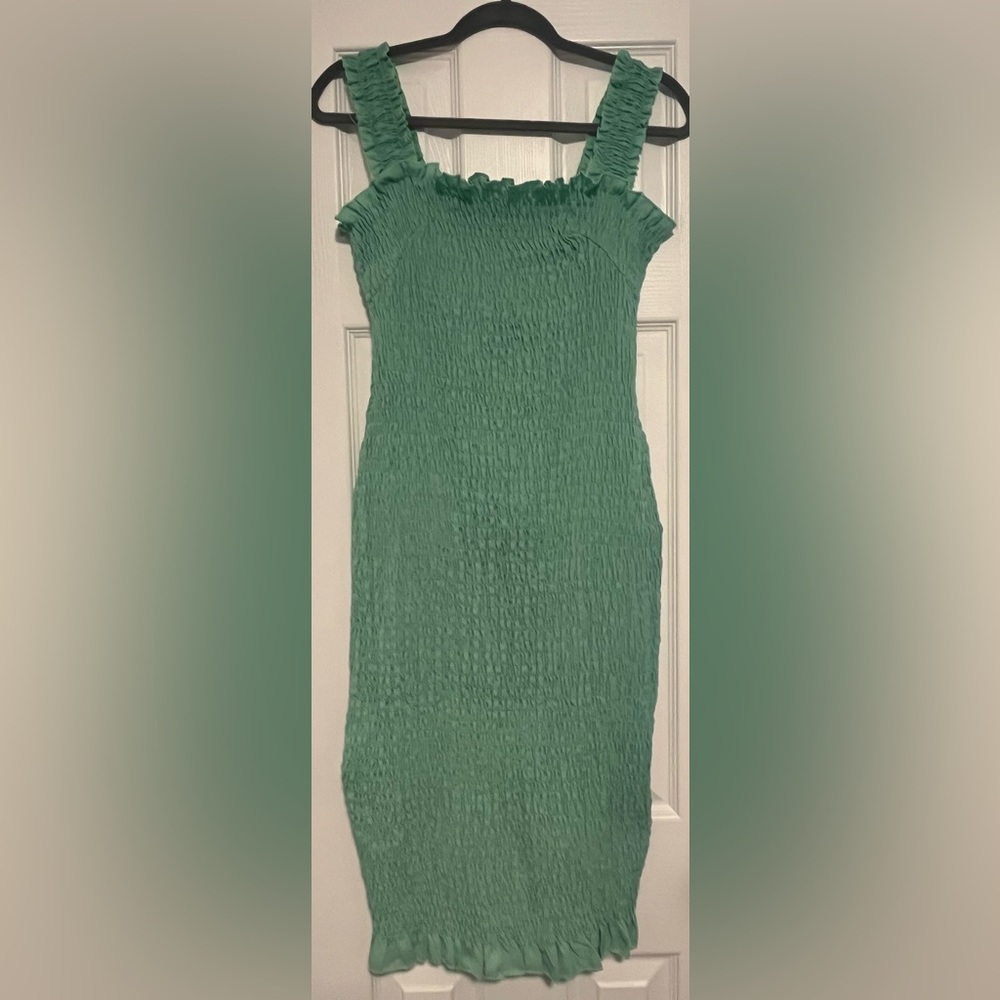Green stretchy Midi bodycon Dress